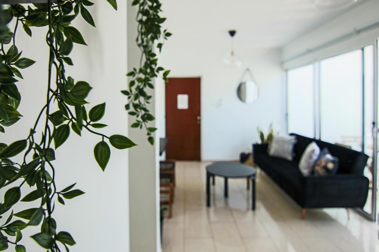 شقة Phaedrus Living: Seaside Luxury Flat Lighthouse 62 بافوس المظهر الخارجي الصورة