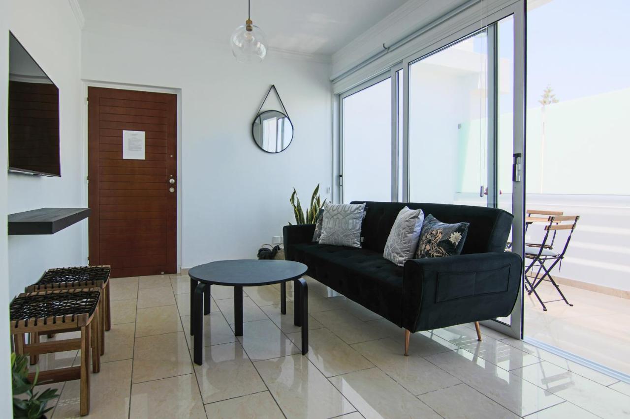 شقة Phaedrus Living: Seaside Luxury Flat Lighthouse 62 بافوس المظهر الخارجي الصورة
